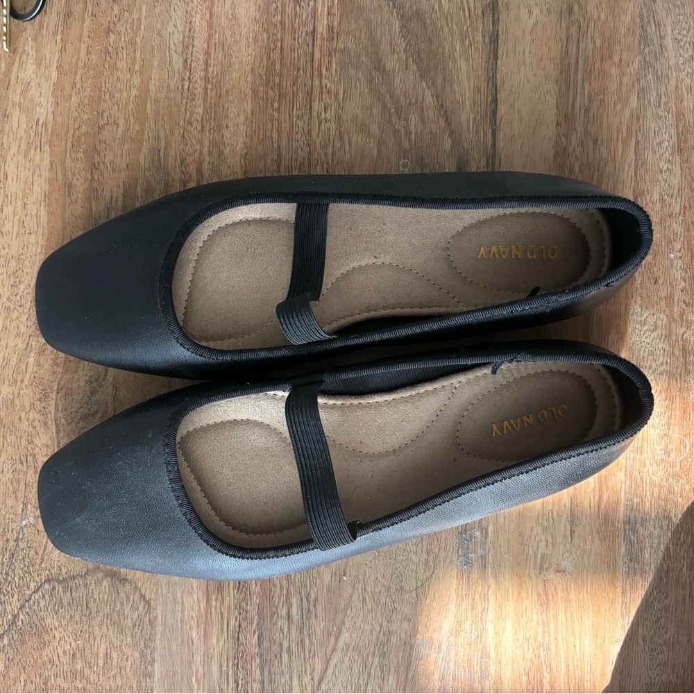 Old Navy Black Flats & Loafers with Classic Design